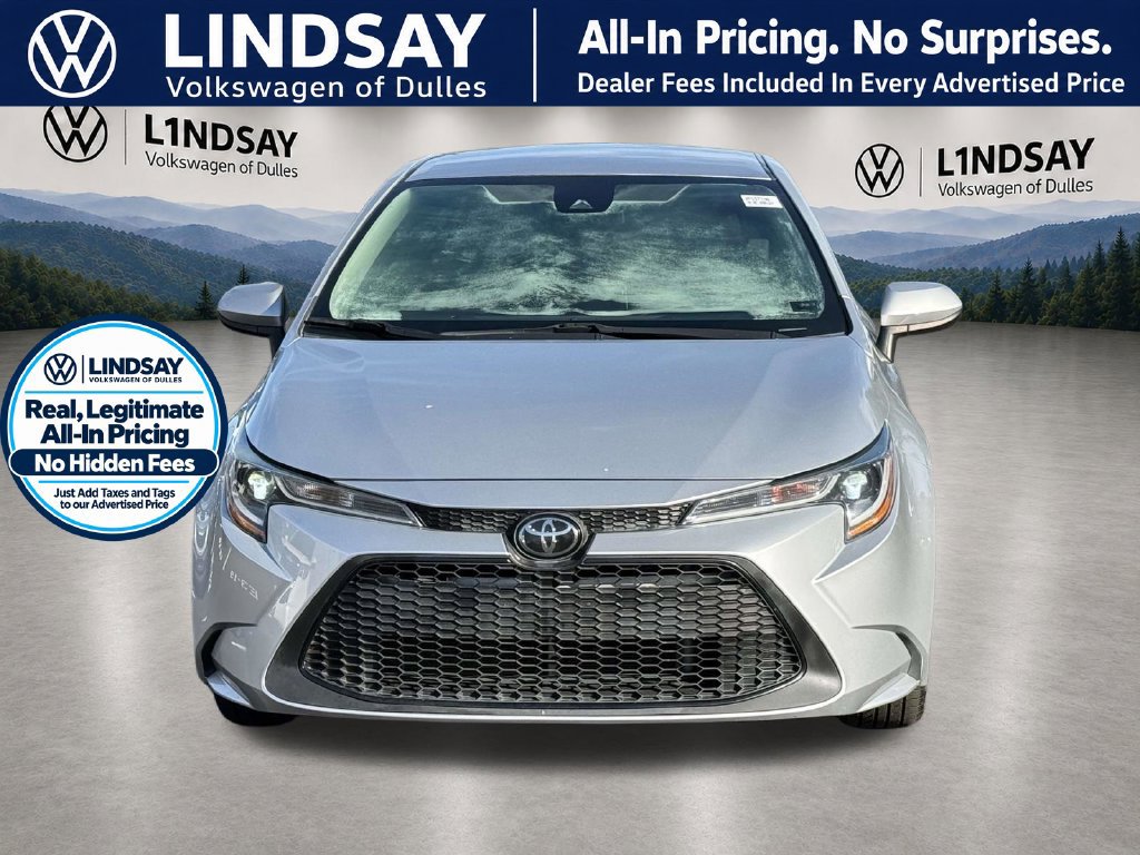 Used 2021 Toyota Corolla LE FWD image 3