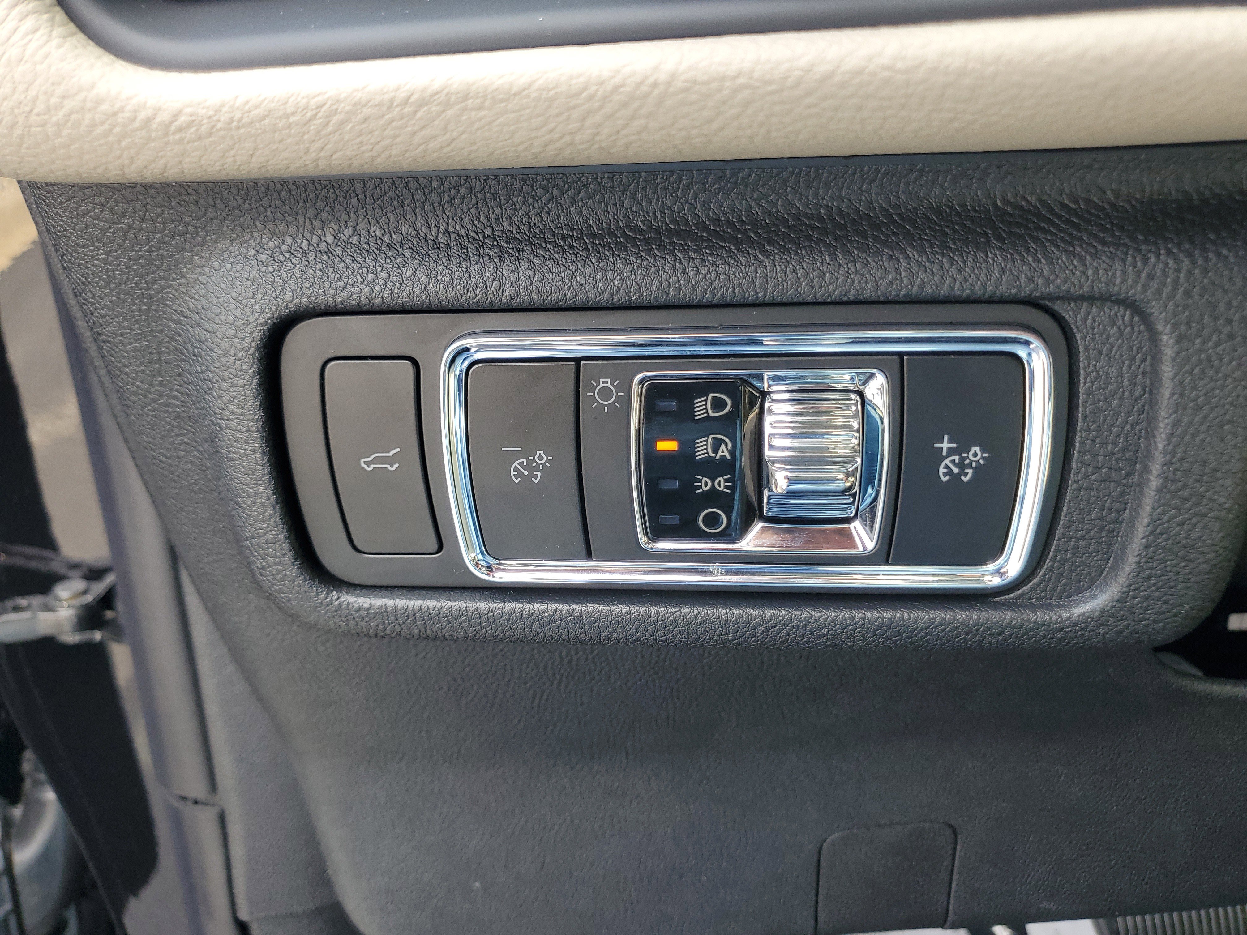 New 2026 Lincoln Corsair Premiere AWD/4WD image 14