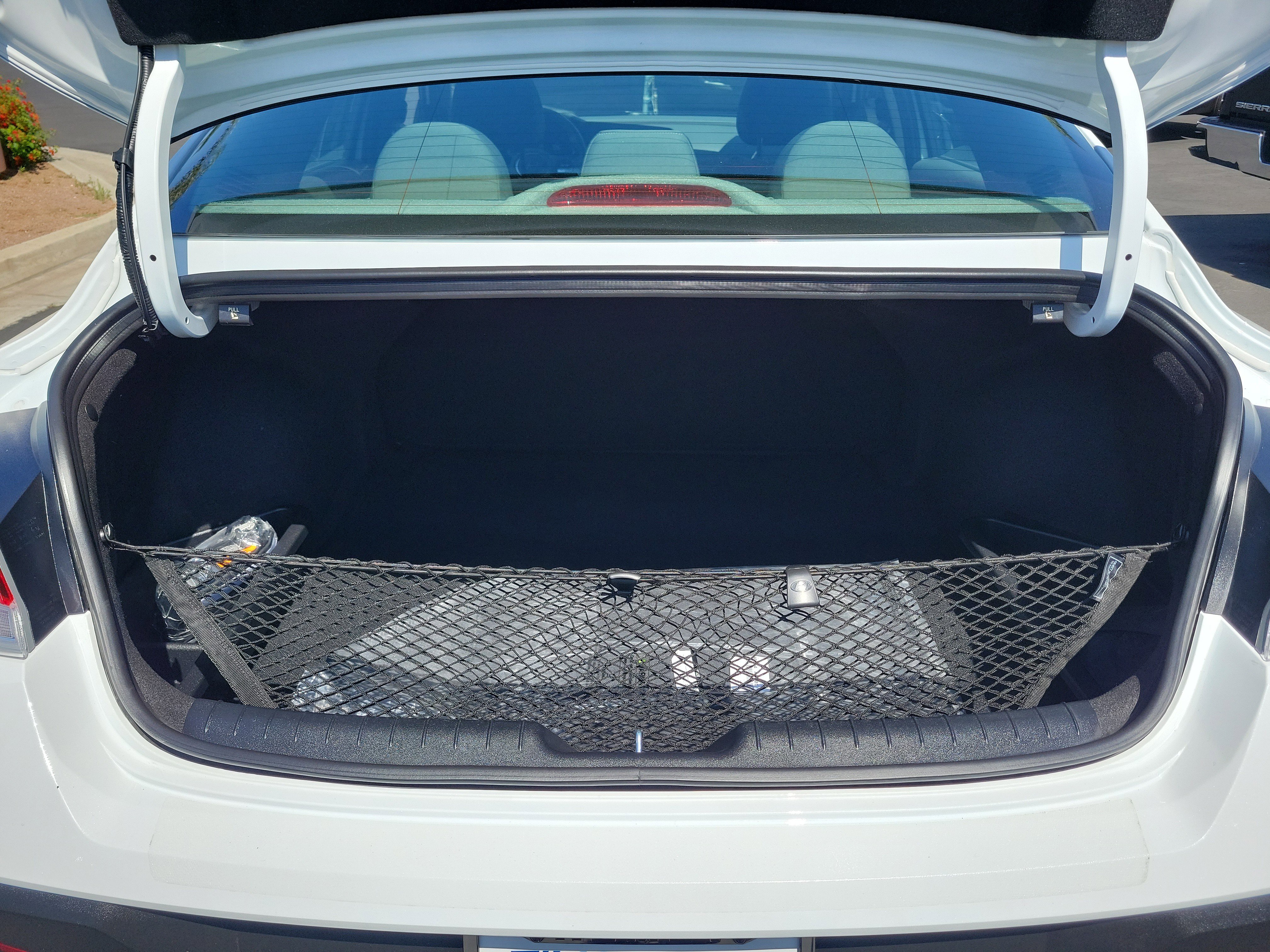 Certified 2025 Hyundai Elantra Sport FWD image 28