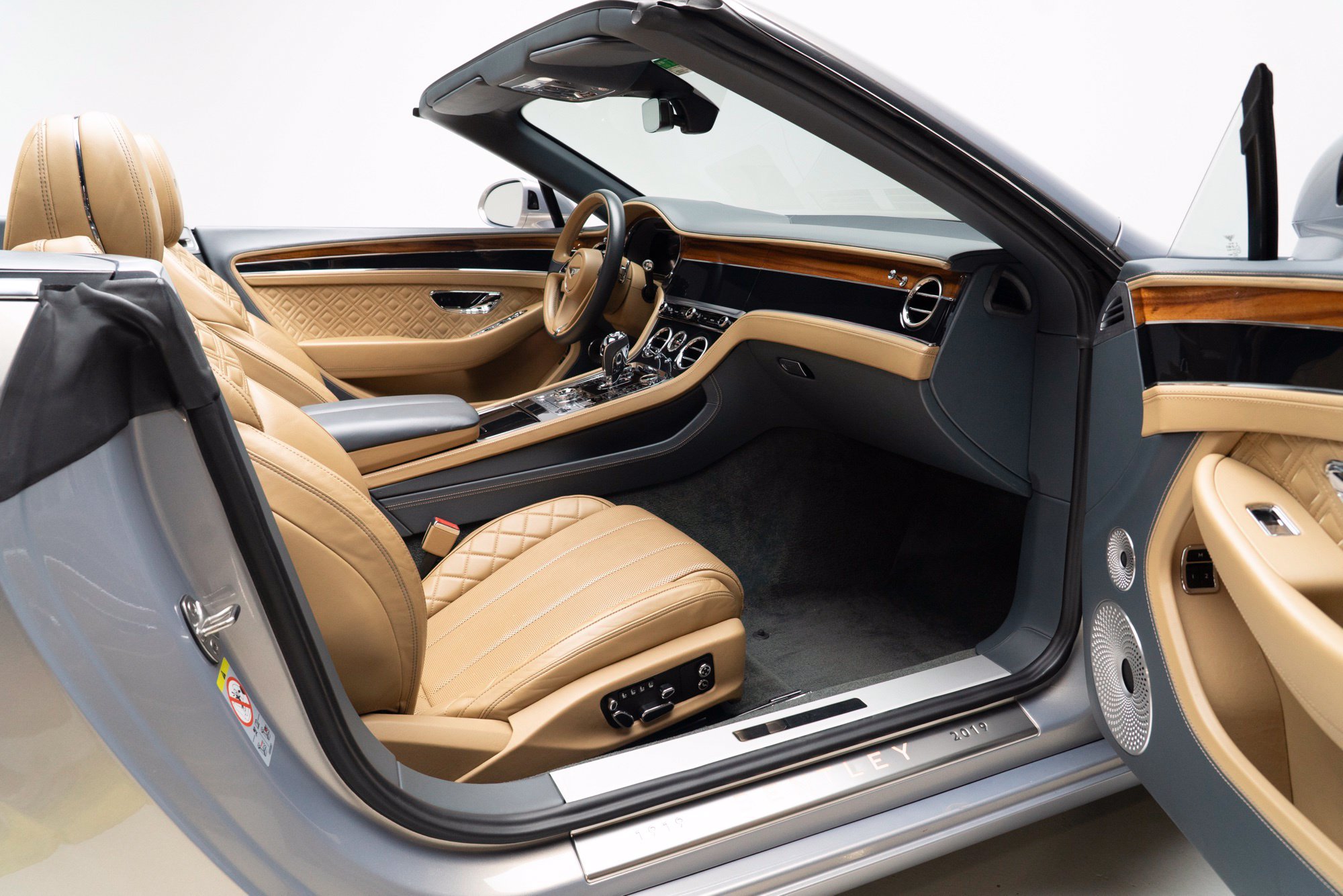 Used 2020 Bentley Continental GT AWD/4WD image 43