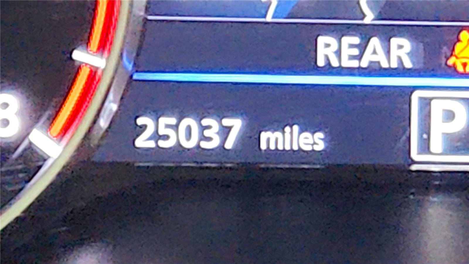 Used 2024 Nissan Sentra SV image 34