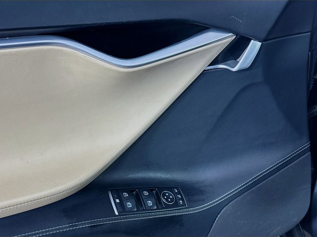 Used 2016 Tesla Model S P85D image 22