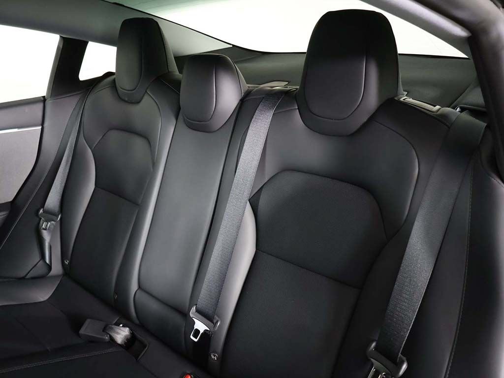 Used 2025 Tesla Model 3 Long Range RWD image 35