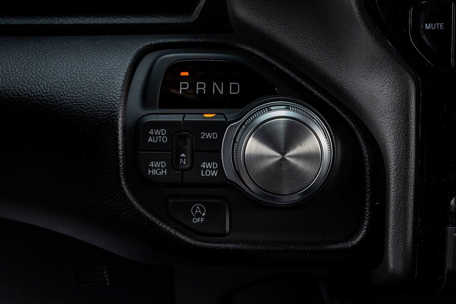 Used 2025 RAM 1500 Laramie w/ Laramie Southwest Edition image 24