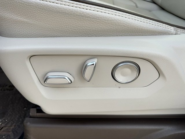 Certified 2024 GMC Yukon XL Denali w/ Denali Reserve Package image 15