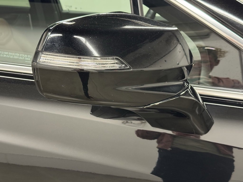 Used 2024 Cadillac XT5 Premium Luxury image 19