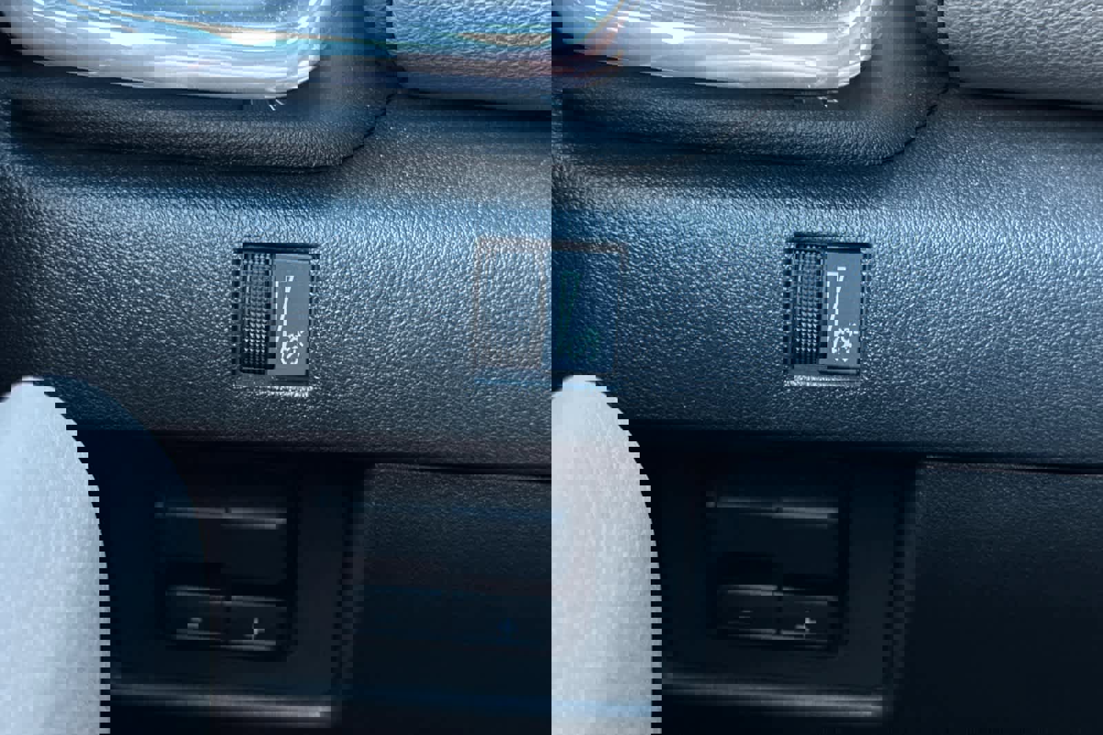 Used 2024 GMC Canyon Denali image 30