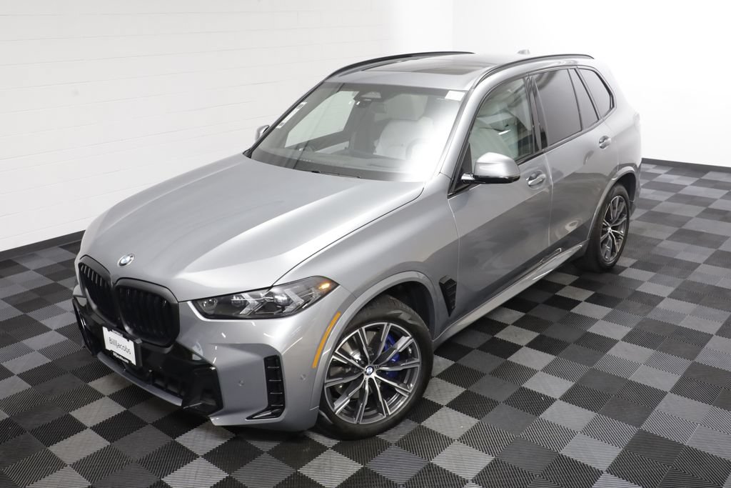 Used 2026 BMW X5 xDrive40i w/ M Sport Package AWD/4WD image 2