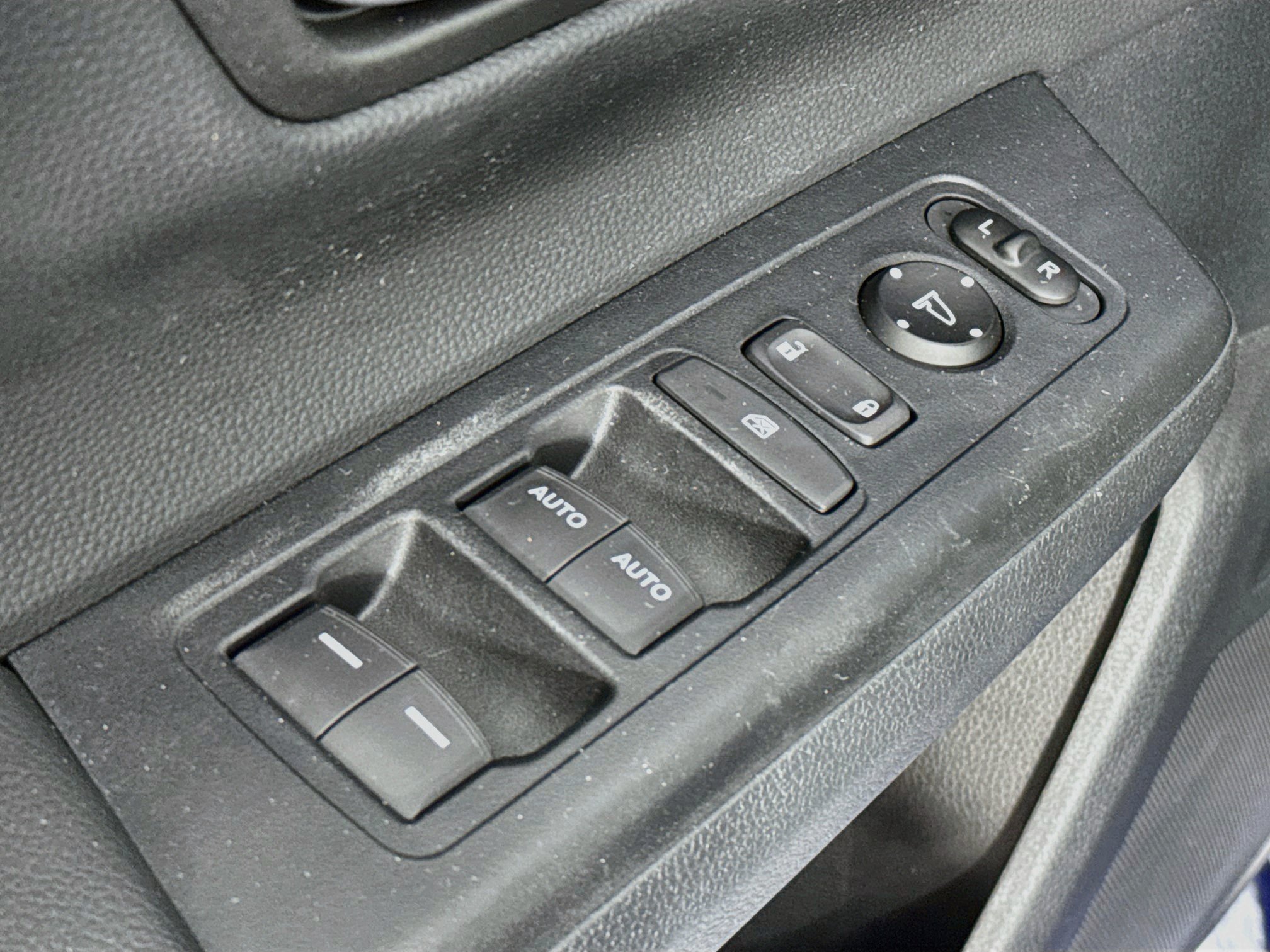 Certified 2024 Honda CR-V EX image 17