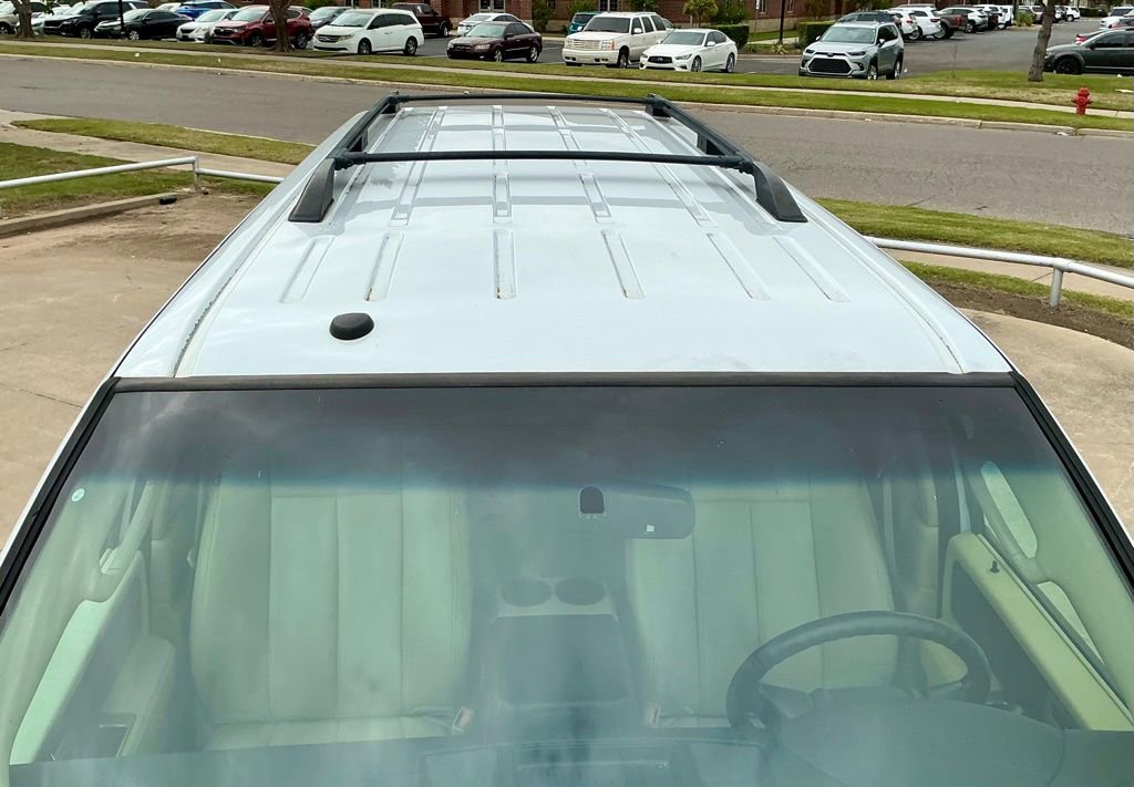 Used 2017 Ford Expedition EL XLT w/ Equipment Group 201A AWD/4WD image 12