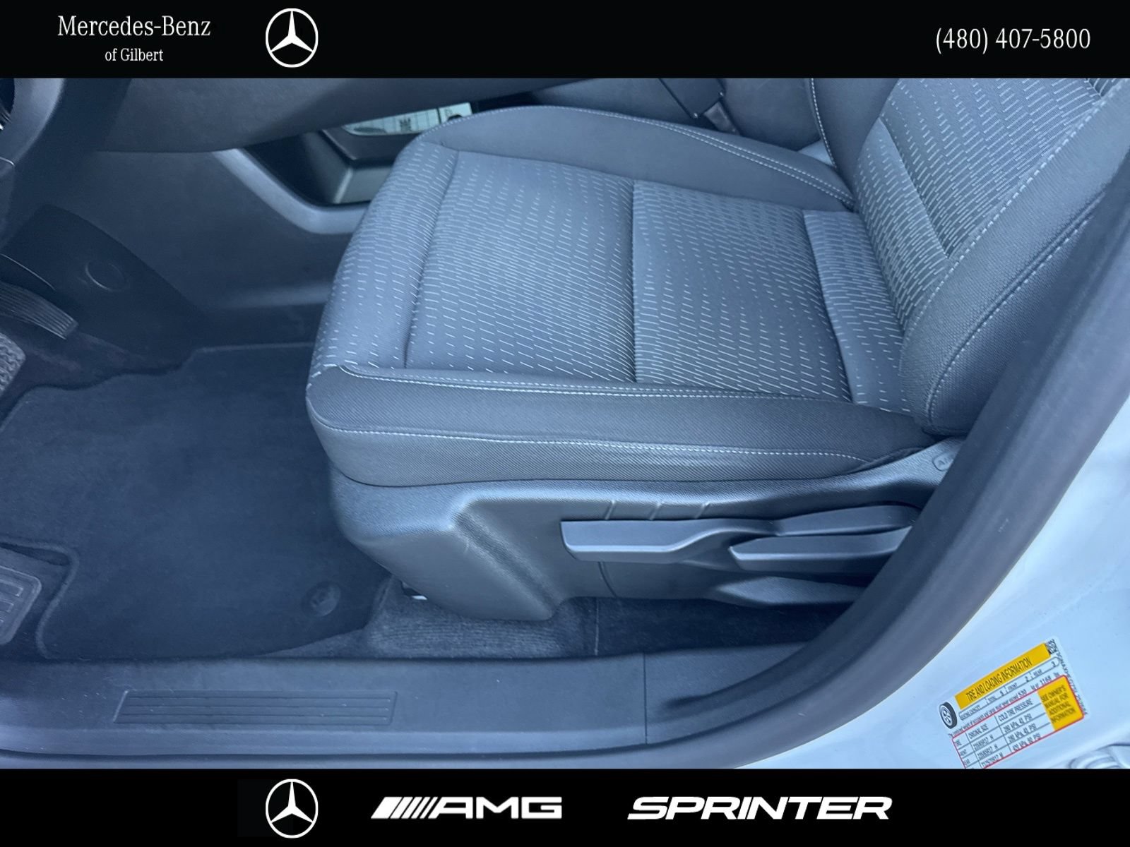 Used 2025 Chevrolet Equinox LT FWD image 12