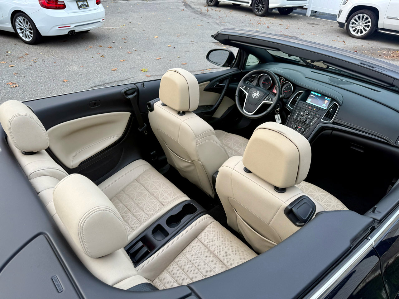 Used 2018 Buick Cascada Premium image 26