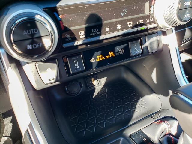 New 2025 Toyota RAV4 SE image 15