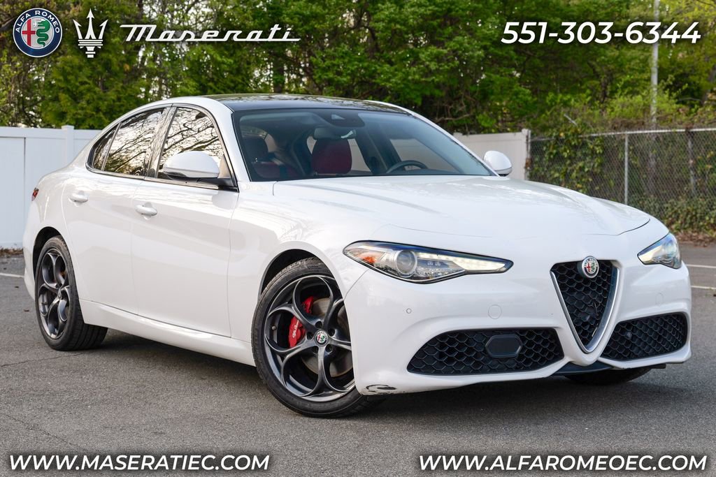Used 2017 Alfa Romeo Giulia Ti w/ TI 19" Sport Package AWD/4WD image 1