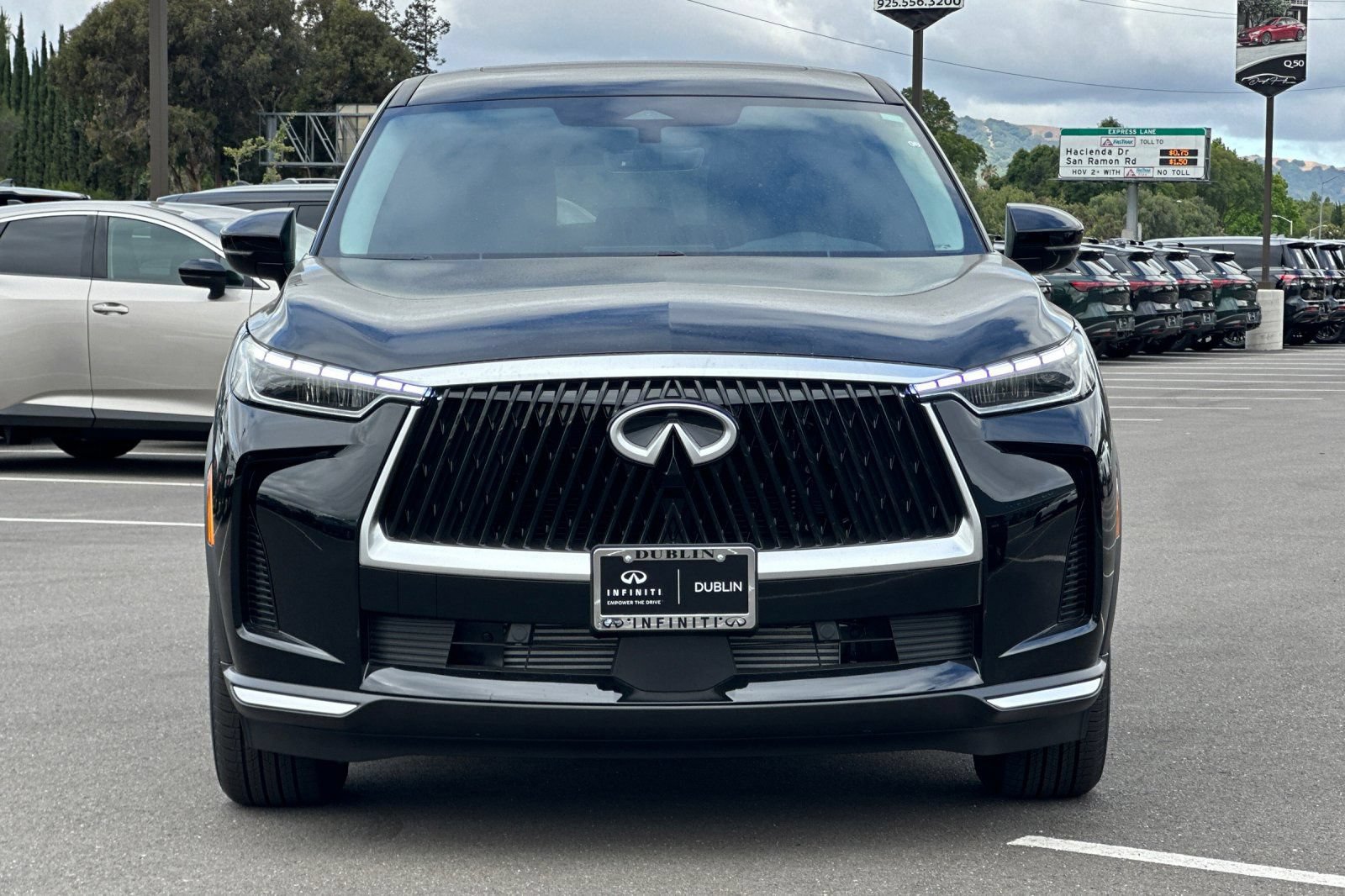 New 2027 INFINITI QX60 Pure w/ Cargo Package AWD/4WD image 8