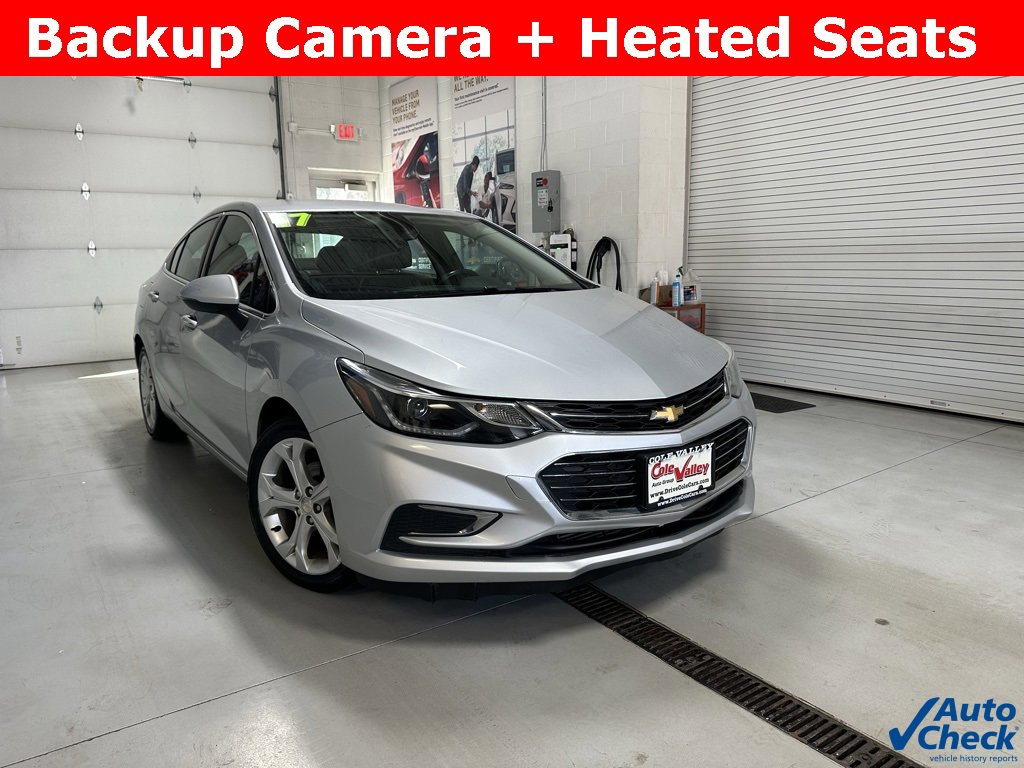 Used 2017 Chevrolet Cruze Premier image 1