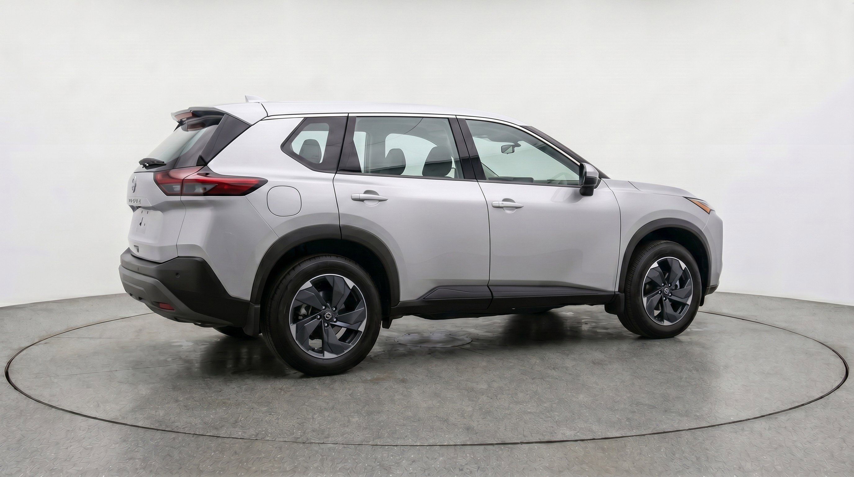 Used 2025 Nissan Rogue SV AWD/4WD image 9