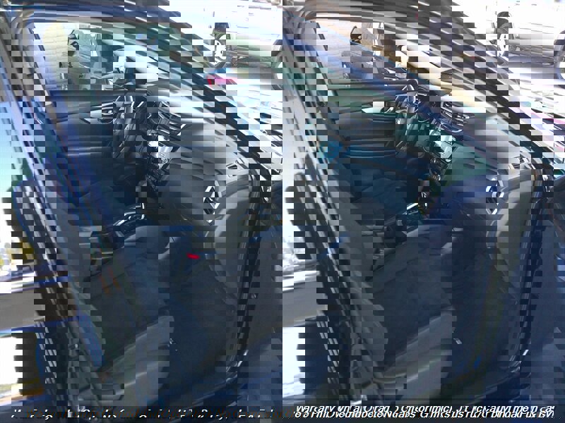 Used 2015 Nissan Rogue SV image 30