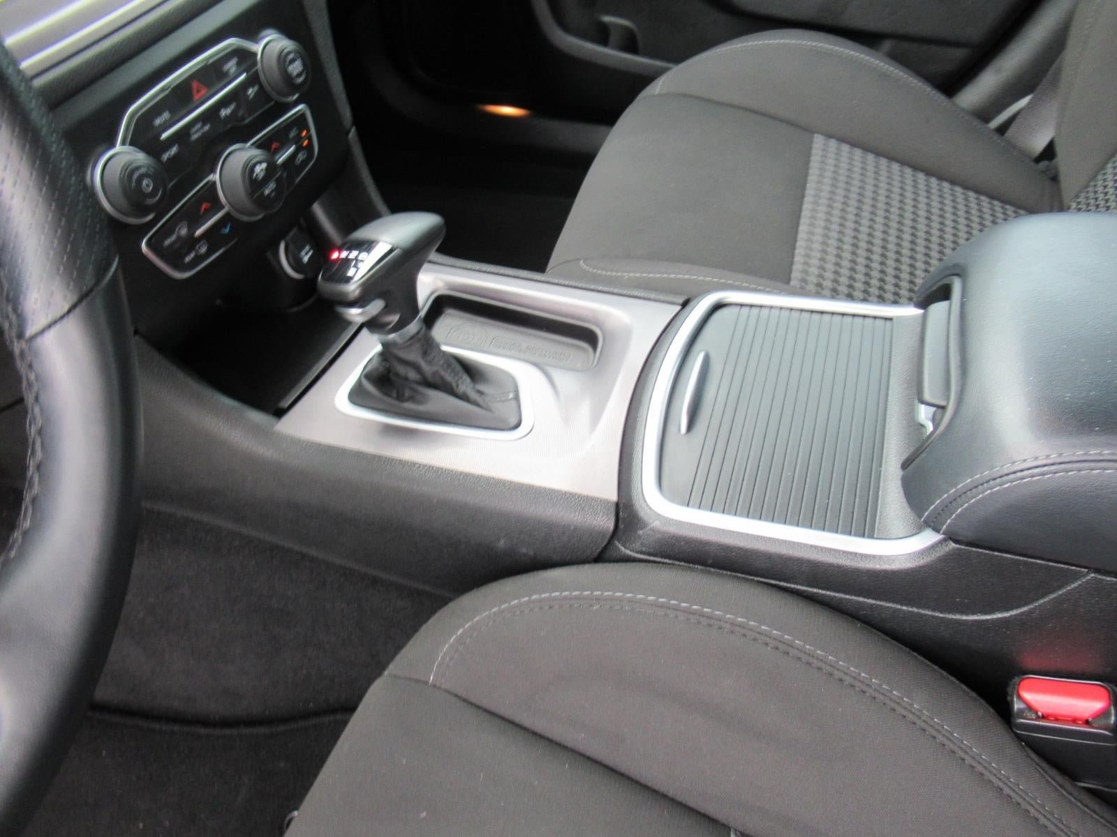 Used 2023 Dodge Charger R/T w/ Harman/Kardon Audio Group RWD image 18