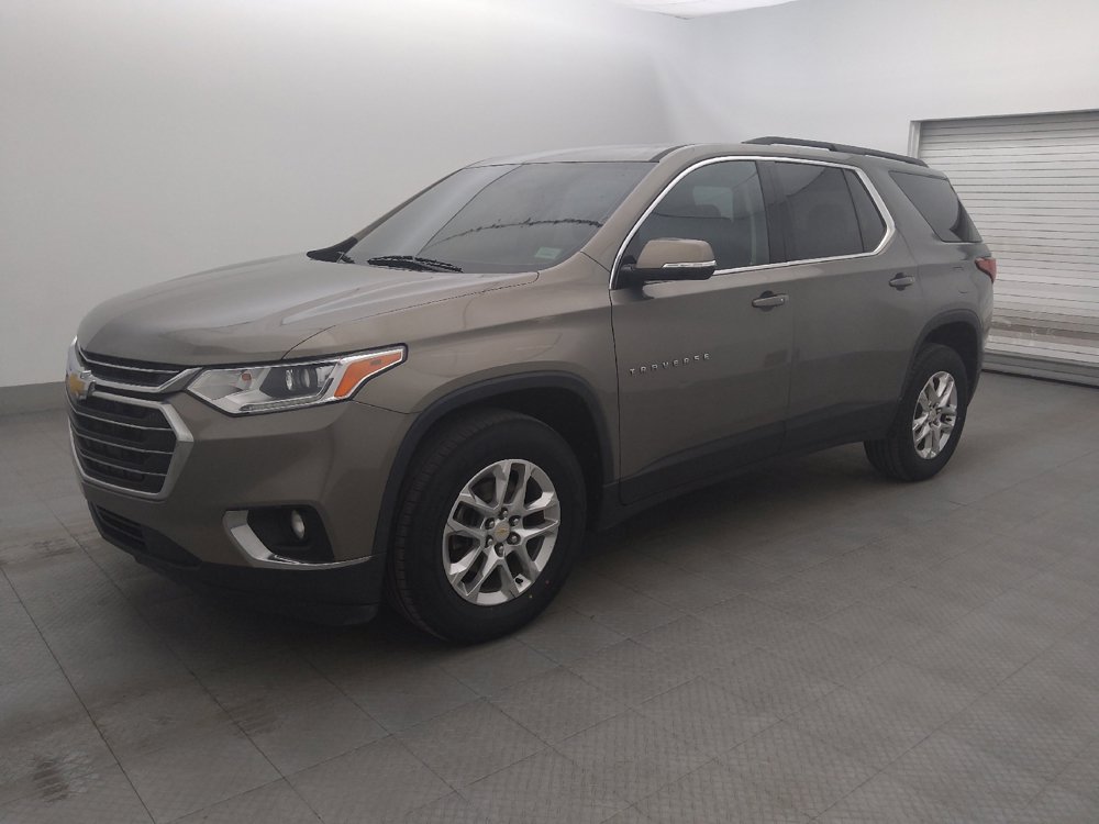 Used 2019 Chevrolet Traverse LT FWD image 2