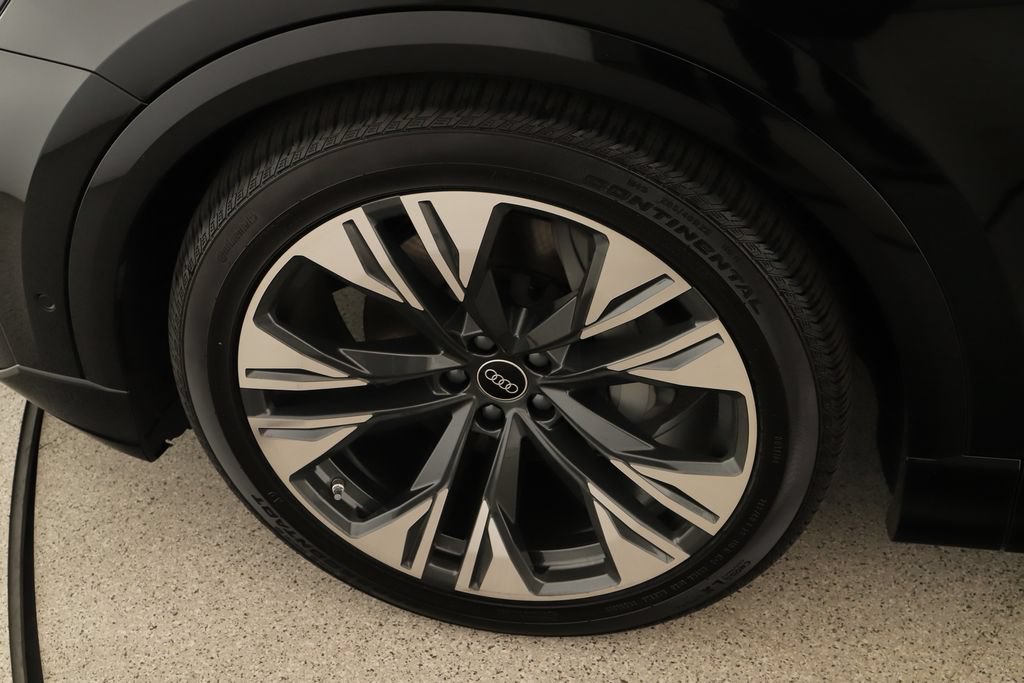 New 2026 Audi Q8 Premium Plus AWD/4WD image 31