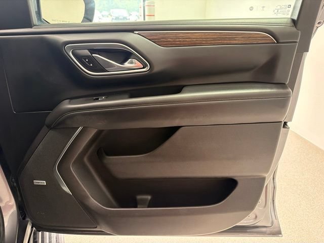 Certified 2021 Chevrolet Tahoe High Country w/ Premium Package AWD/4WD image 15