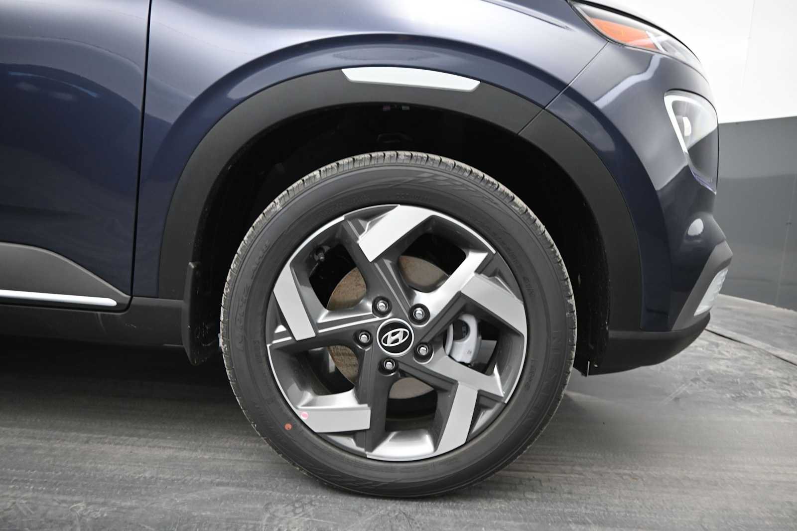 New 2026 Hyundai Venue SEL FWD image 10