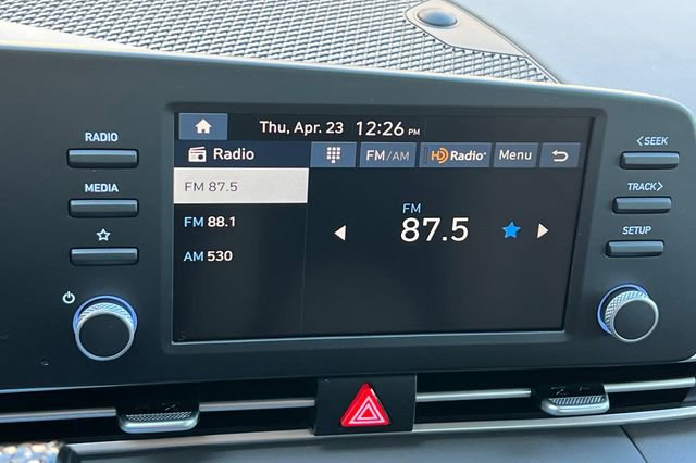 New 2026 Hyundai Elantra Hybrid FWD image 17