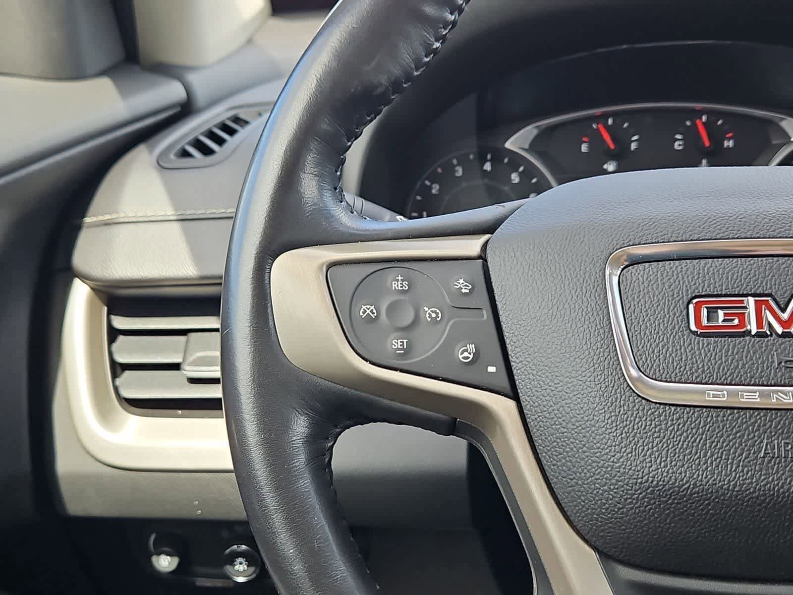 Used 2018 GMC Terrain Denali w/ Advanced Safety Package AWD/4WD image 30