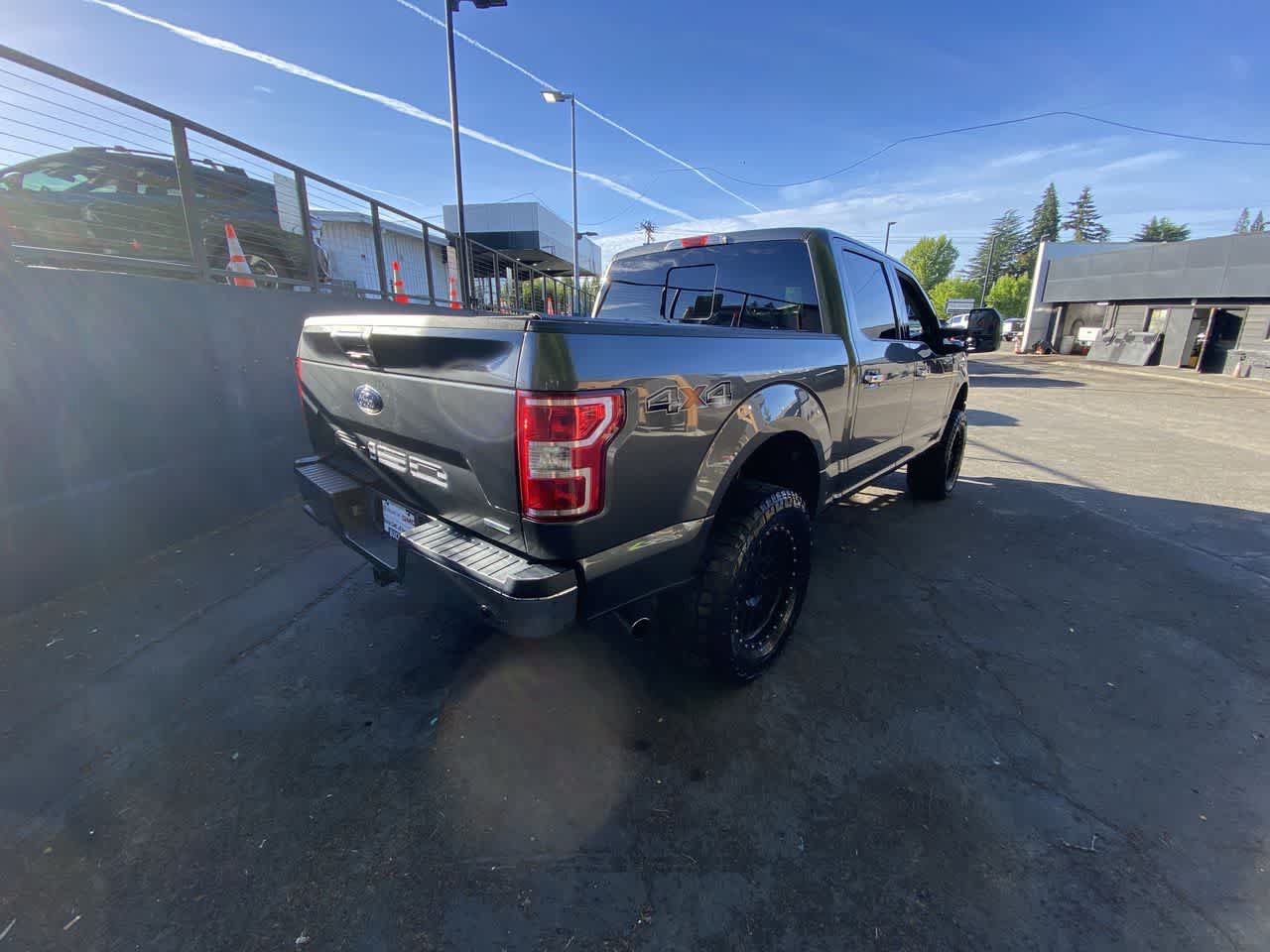 Used 2018 Ford F150 XLT w/ Equipment Group 302A Luxury AWD/4WD image 6