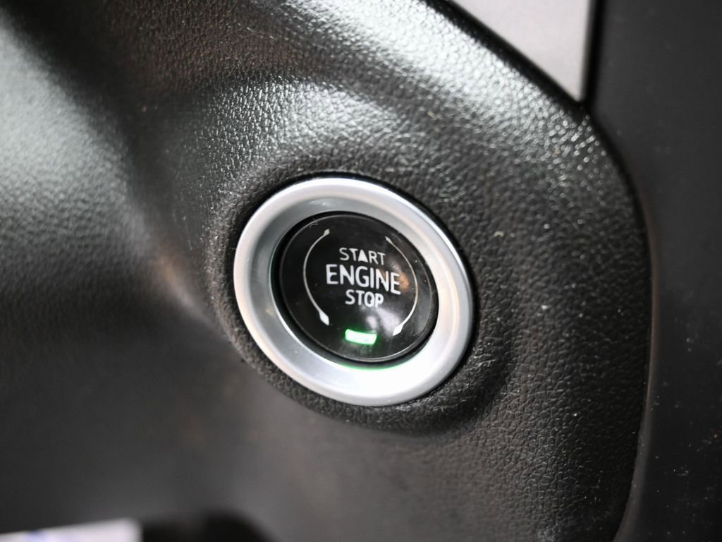 Used 2022 Chevrolet Silverado 2500 LT w/ Convenience Package AWD/4WD image 21