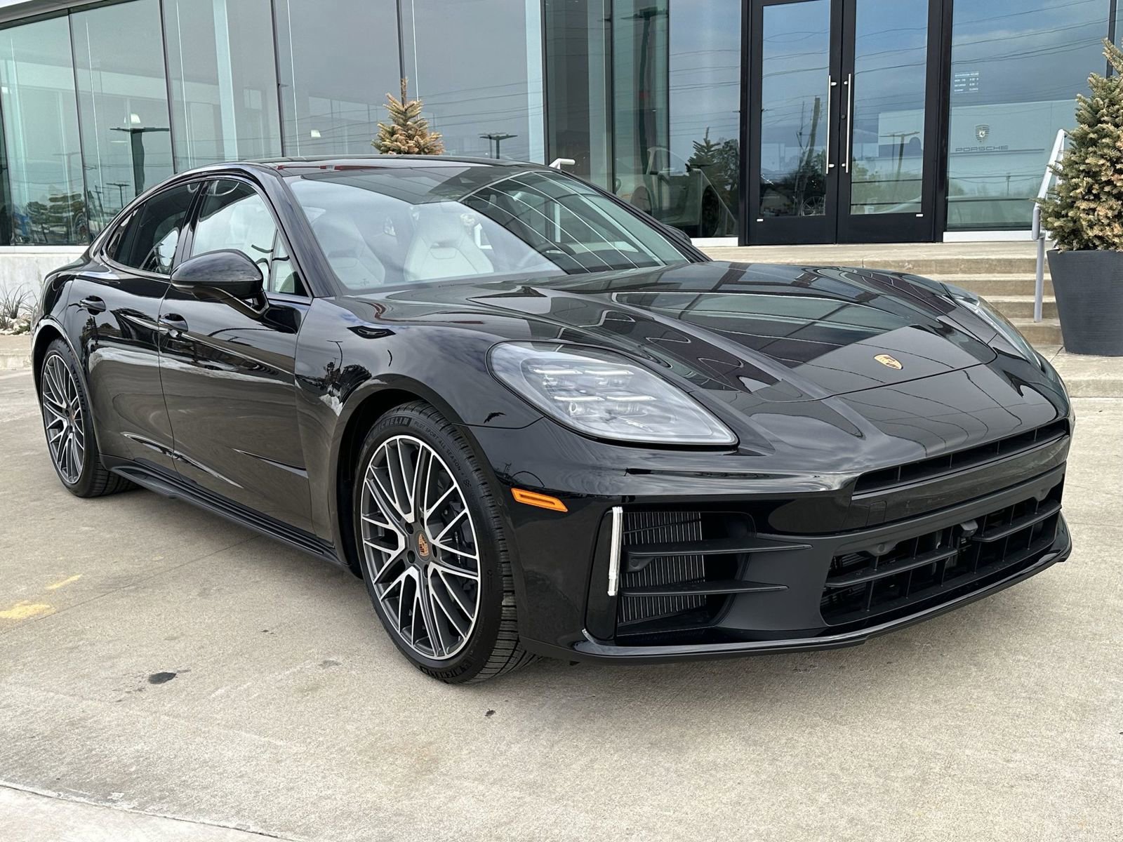 New 2026 Porsche Panamera 4 AWD/4WD image 9