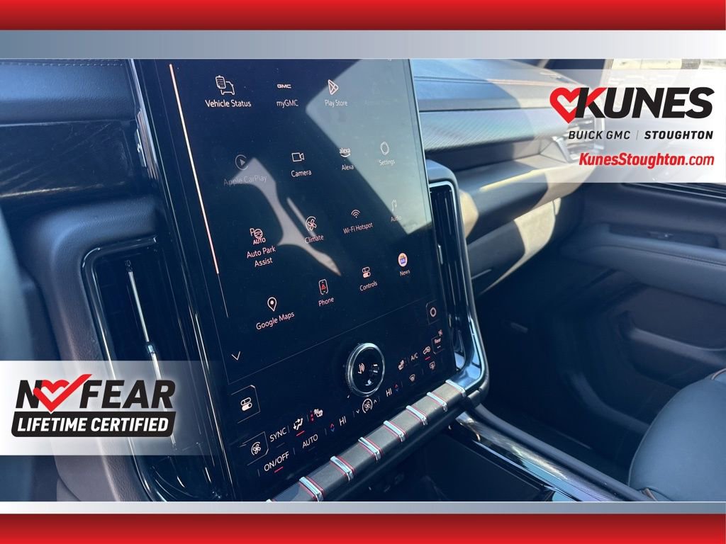 Used 2025 GMC Yukon AT4 w/ AT4 Premium Package image 23
