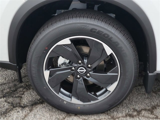 New 2026 Nissan Rogue SV image 12