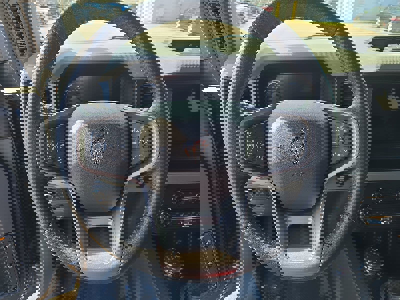 Used 2021 Ford Bronco Badlands image 16