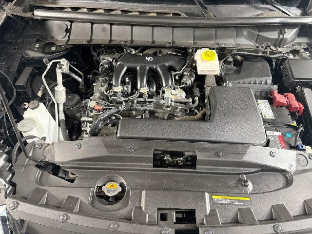 Used 2024 Nissan Pathfinder SV FWD image 38