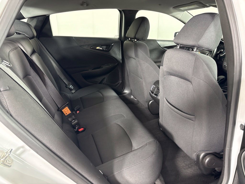 Used 2024 Chevrolet Malibu LT FWD image 16