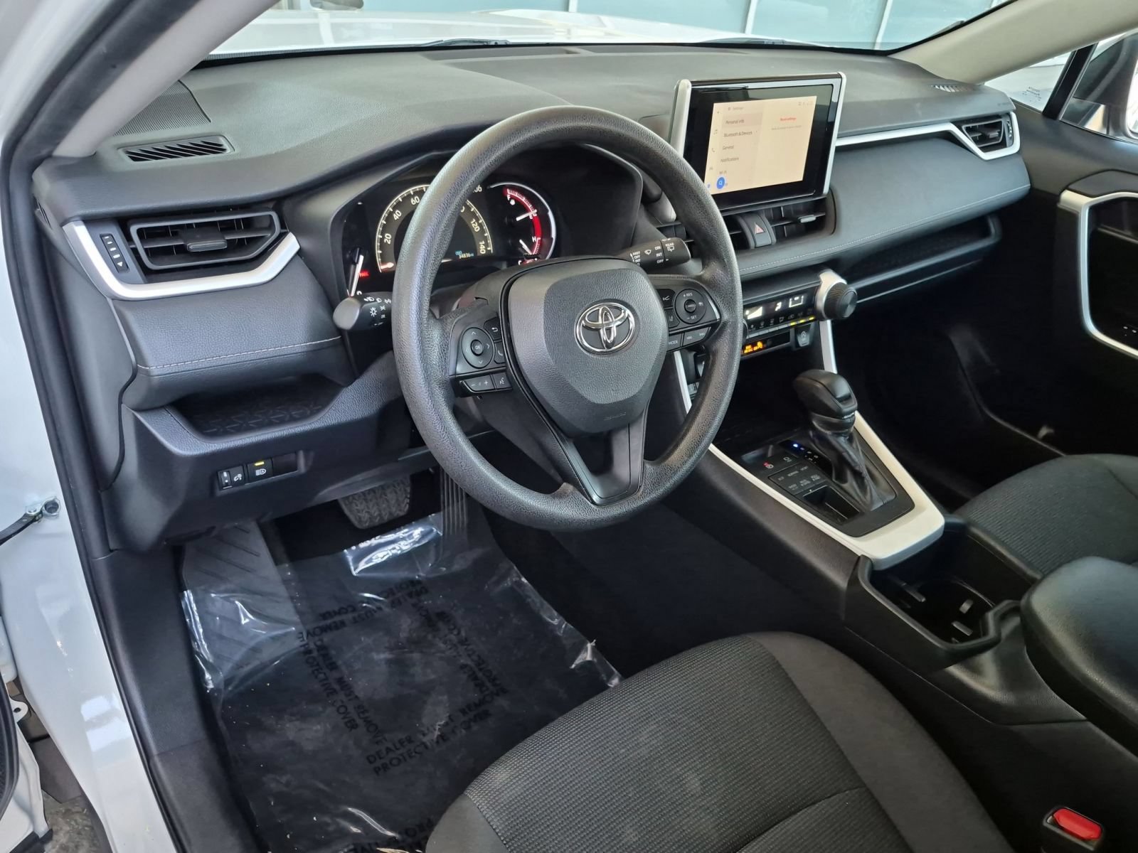 Used 2024 Toyota RAV4 LE AWD/4WD image 12