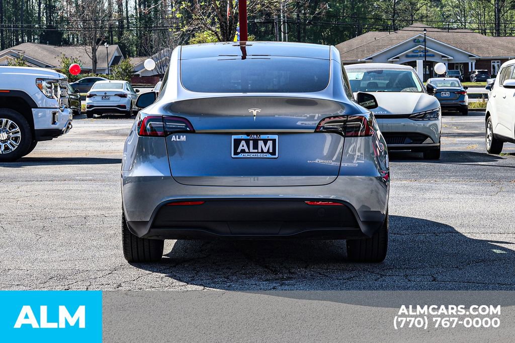 Used 2025 Tesla Model Y Long Range image 12