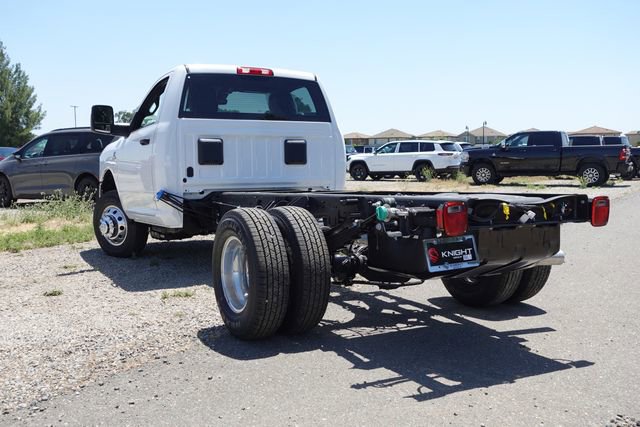 New 2025 RAM 3500 Tradesman AWD/4WD image 11