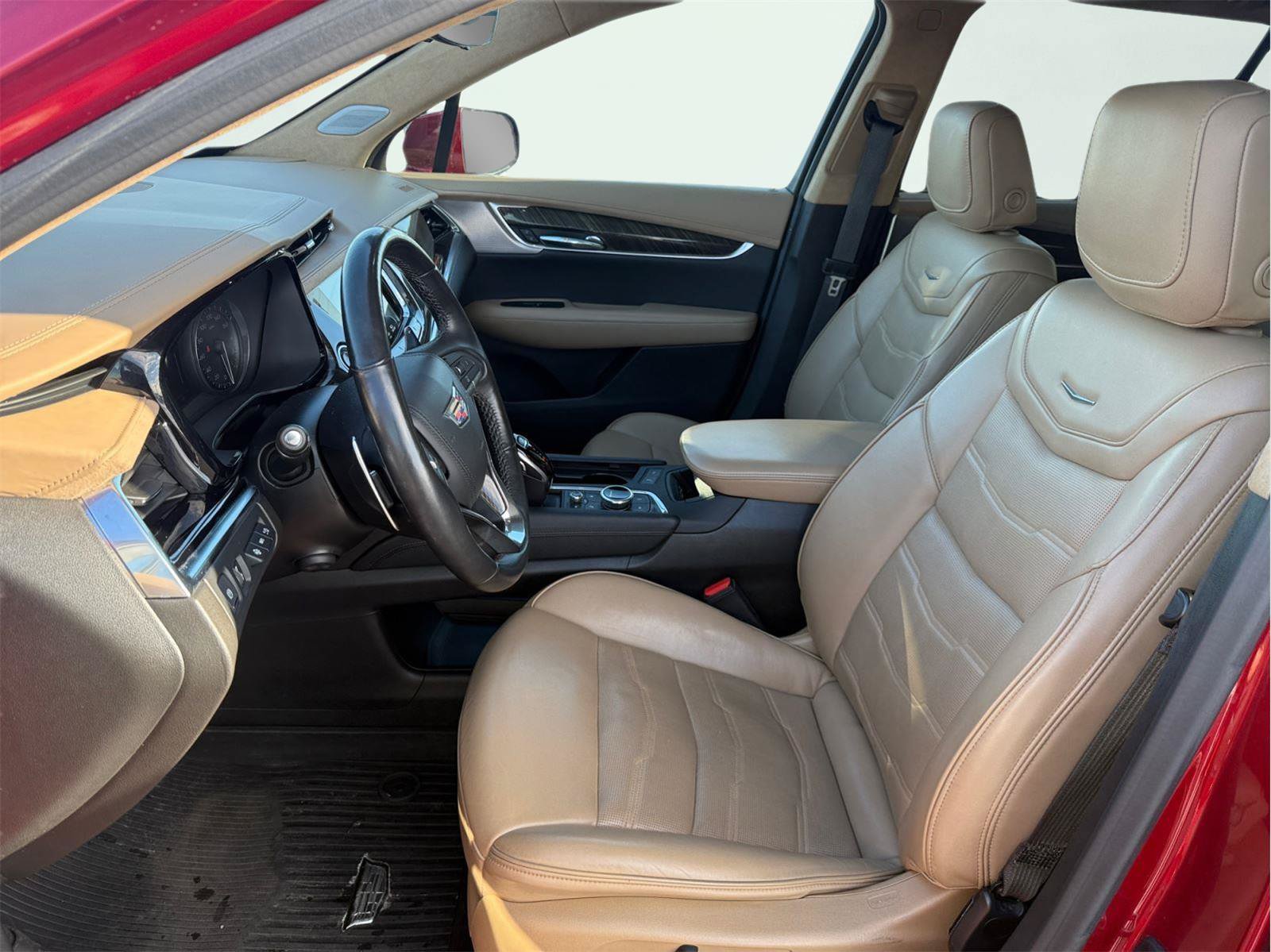 Used 2022 Cadillac XT6 Sport w/ Platinum Package AWD/4WD image 9