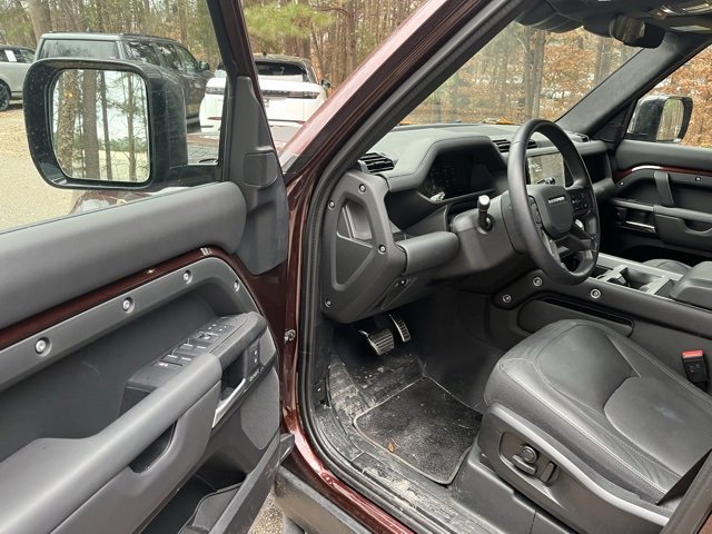 Used 2025 Land Rover Defender 110 Sedona Red Edition image 4