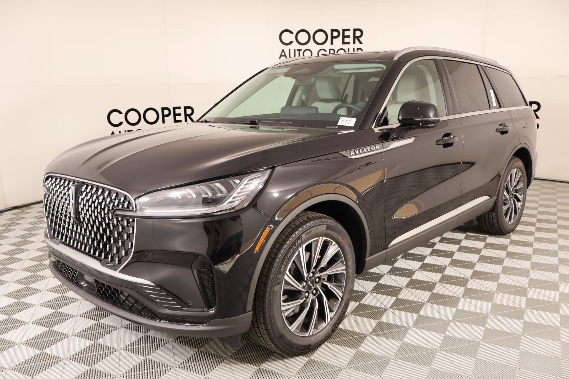 New 2026 Lincoln Aviator AWD image 10