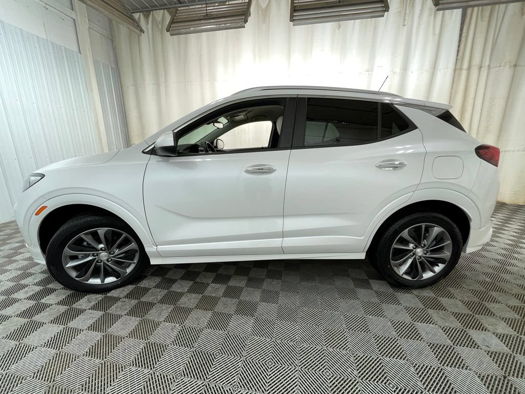 Certified 2020 Buick Encore GX Preferred w/ Sport Touring Package AWD/4WD image 14