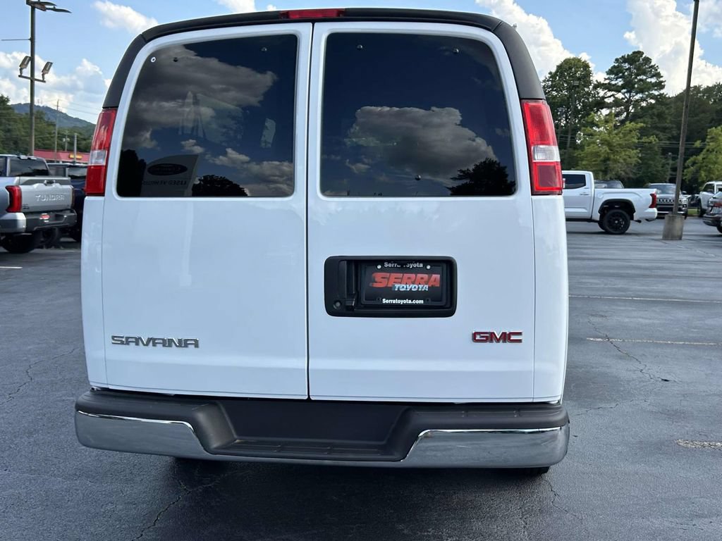 Used 2026 GMC Savana 3500 LT w/ LT Preferred Equipment Group RWD image 4