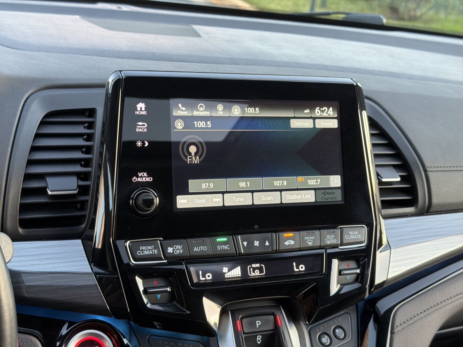 Used 2024 Honda Odyssey Elite image 18