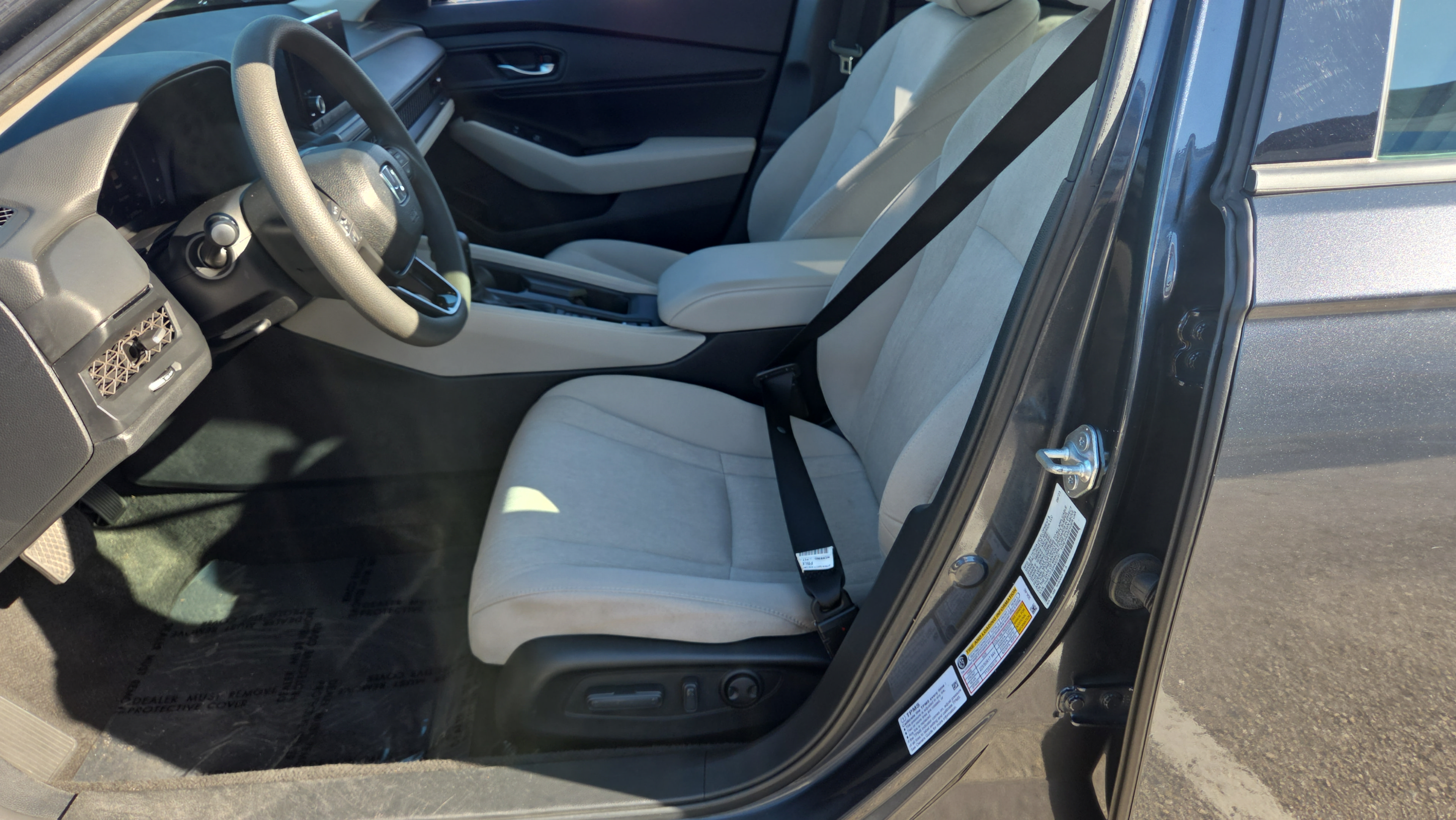 Certified 2024 Honda Accord EX image 9