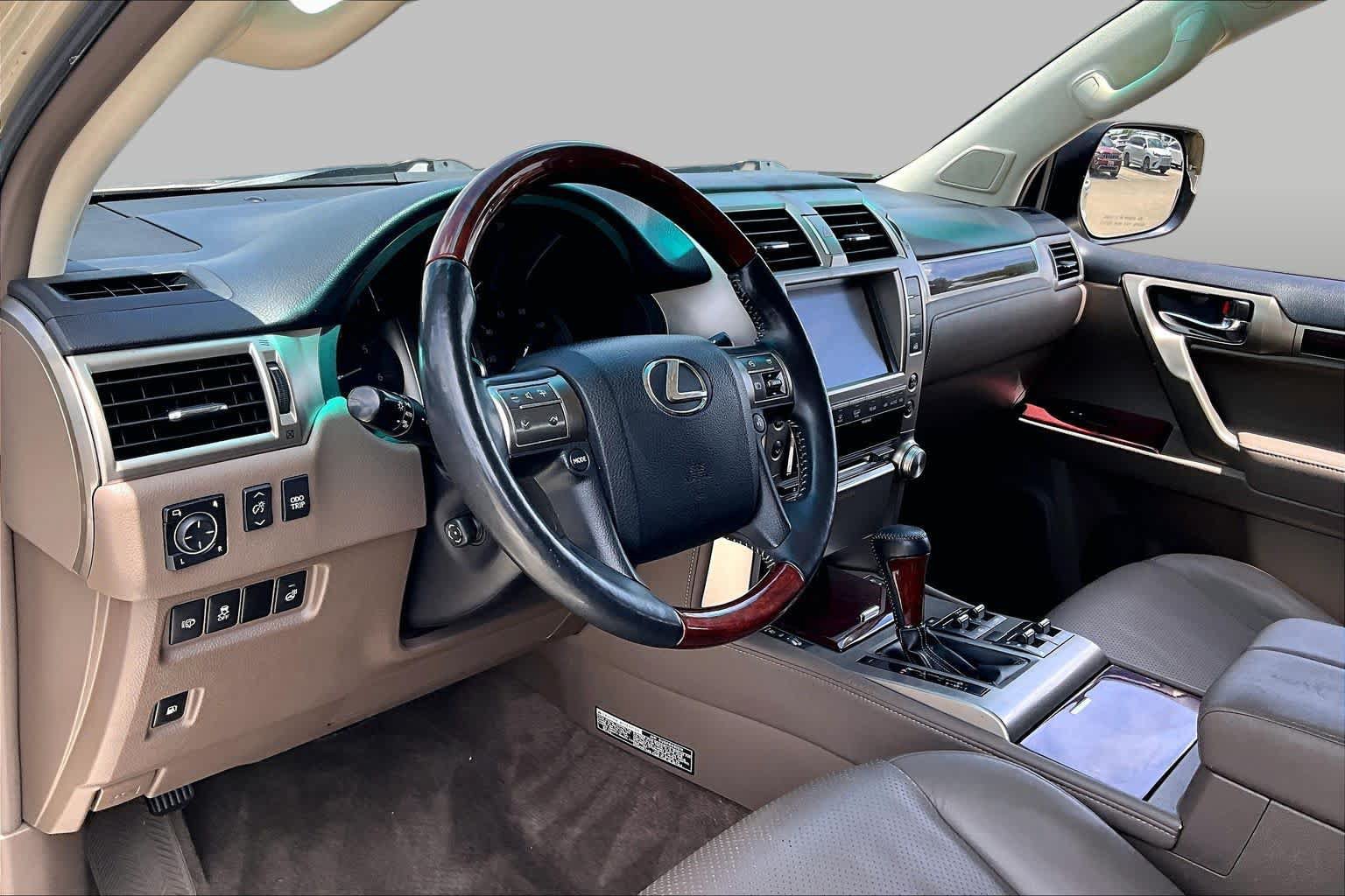 Used 2010 Lexus GX 460 Premium AWD/4WD image 13