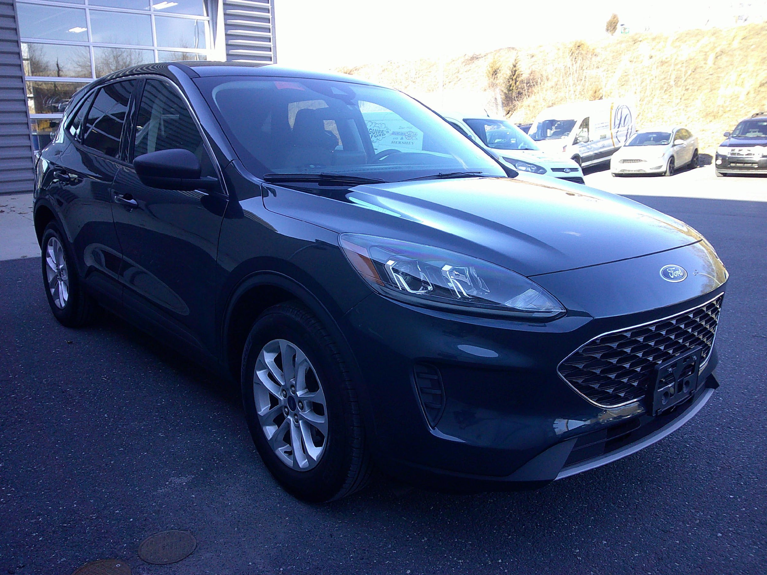 Certified 2022 Ford Escape SE w/ Convenience Package FWD image 3