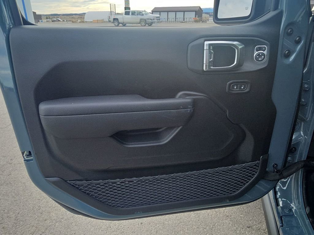 New 2025 Jeep Gladiator Willys image 29